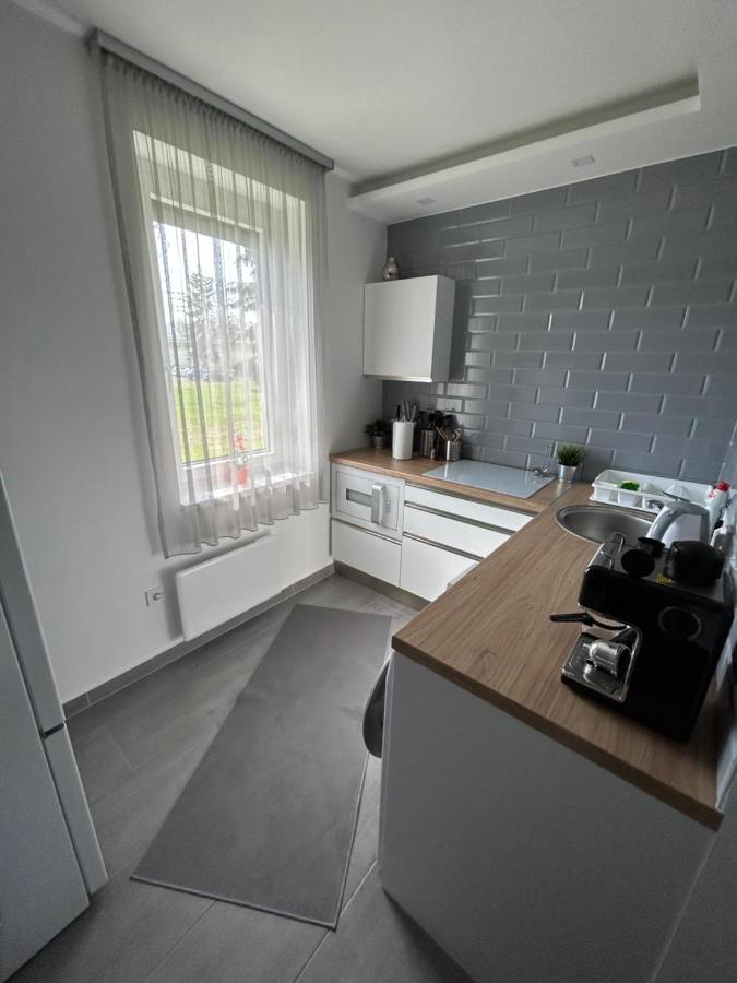Gabend'I Apartman Eger Zewnętrze zdjęcie
